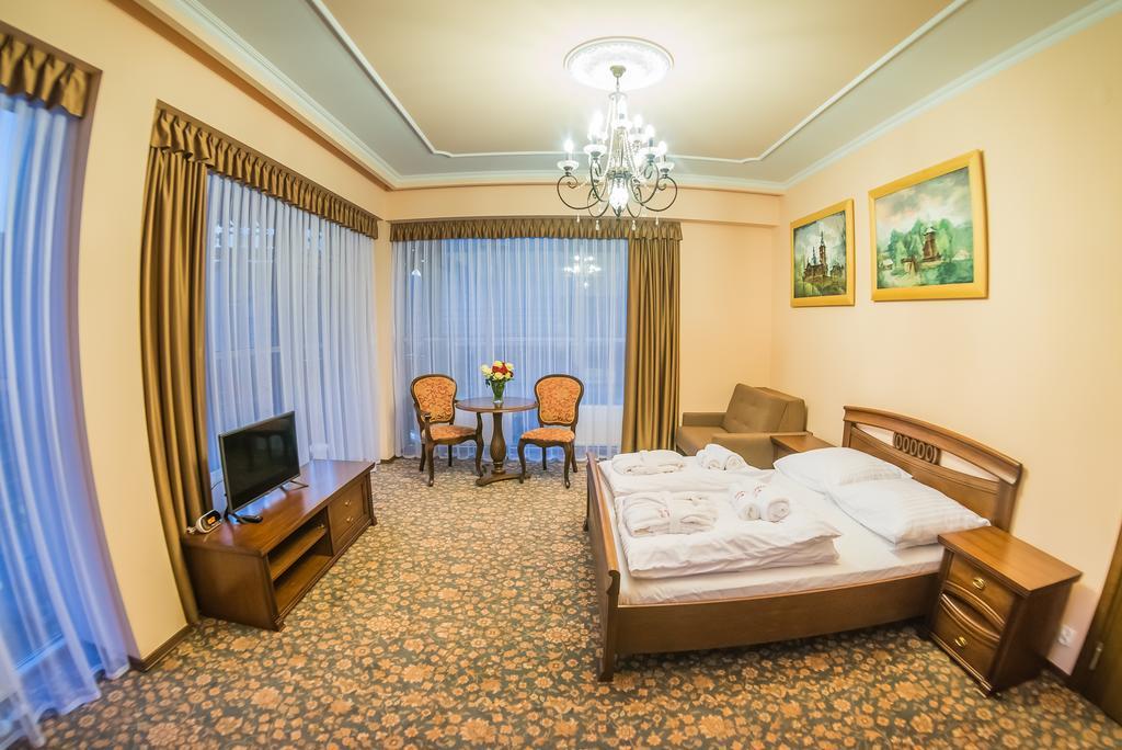Victoria Cechini Hotel Krynica Zdroj Kamer foto
