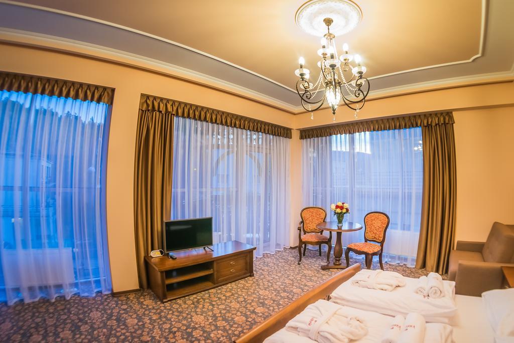 Victoria Cechini Hotel Krynica Zdroj Kamer foto