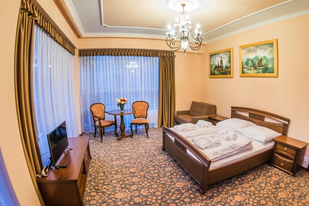 Victoria Cechini Hotel Krynica Zdroj Kamer foto