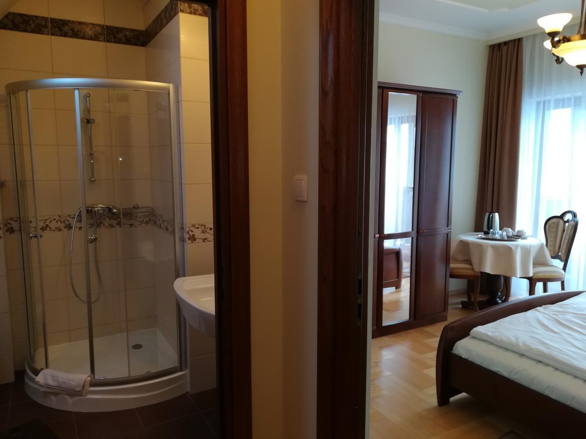 Victoria Cechini Hotel Krynica Zdroj Buitenkant foto